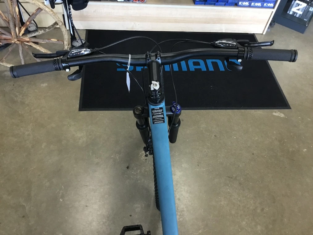 Retrospec Ascent 27.5 Mountain Bike 10 Retrospec Ascent 27.5 Mountain Bike - Image 8