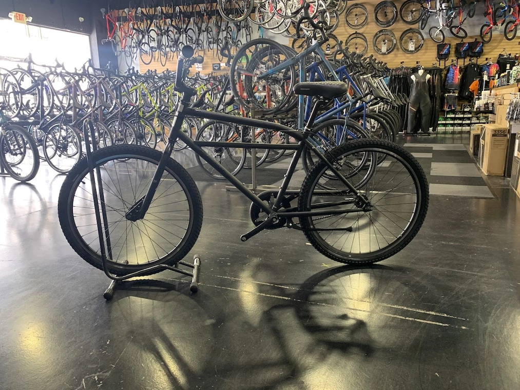 Retrospec Sully Klunker-Style Single-Speed Bike - Matte Black 2022 7 Retrospec Sully Klunker-Style Single-Speed Bike - Matte Black 2022 - Image 5