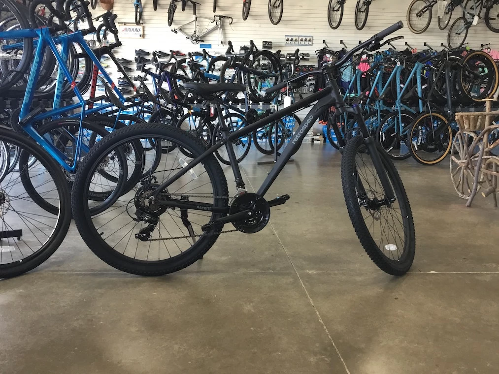 Retrospec Ascent 27.5 Mountain Bike 12 Retrospec Ascent 27.5 Mountain Bike - Image 10