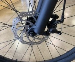 Retrospec Ascent Hardtail Trail/Mountain Bike - Lockout Front Suspension, Disc Brake -Retrospec Sales Store NJeOjGMfFYtCnmv6VJNA yXY