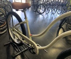 Retrospec Tuesday Cycles June 1 LS 26" Cruiser - Vintage White 2020 -Retrospec Sales Store PgqcH1SjOBZIpKUj1QI3BjBys 1