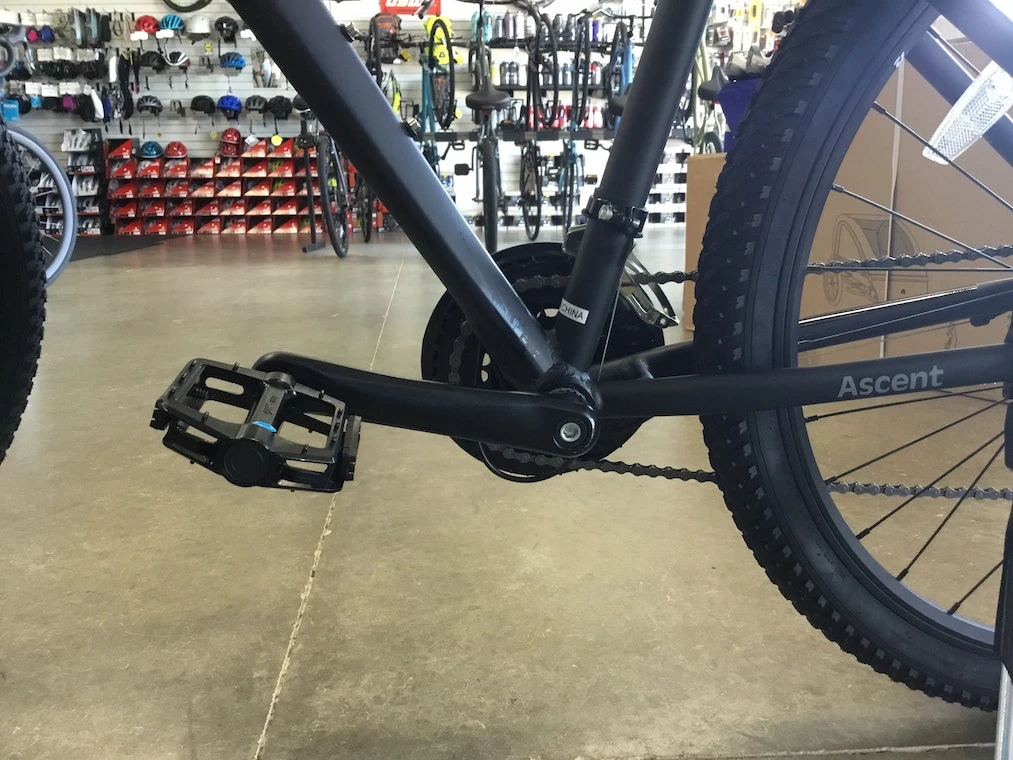 Retrospec Ascent 27.5 Mountain Bike 15 Retrospec Ascent 27.5 Mountain Bike - Image 13