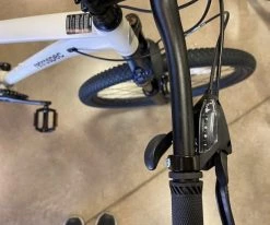 Retrospec Ascent Hardtail Trail/Mountain Bike - Lockout Front Suspension, Disc Brake -Retrospec Sales Store VtAtlKNDt7mOKs7e6MhN578js