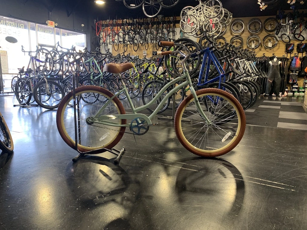 Retrospec Chatham Beach Cruiser Step-Thru 1-Speed 26" - Matcha Green 2022 3 Retrospec Chatham Beach Cruiser Step-Thru 1-Speed 26" - Matcha Green 2022