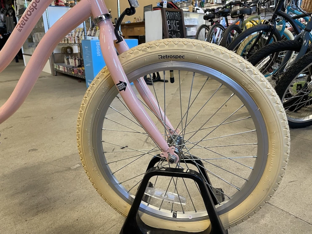 Retrospec Chatham Beach Cruiser 1-Speed 20" - Blush Pink 2021 8 Retrospec Chatham Beach Cruiser 1-Speed 20" - Blush Pink 2021 - Image 6