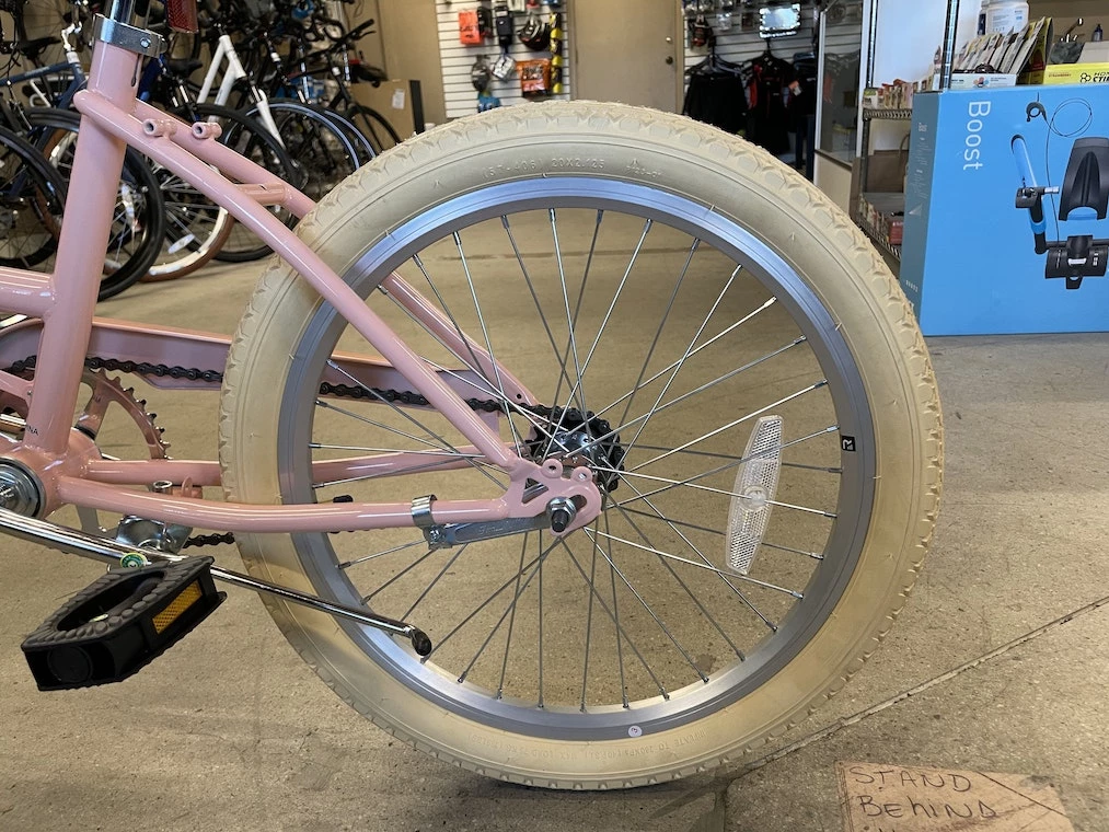 Retrospec Chatham Beach Cruiser 1-Speed 20" - Blush Pink 2021 10 Retrospec Chatham Beach Cruiser 1-Speed 20" - Blush Pink 2021 - Image 8