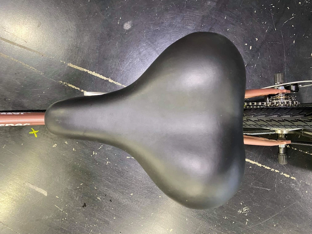 Retrospec Barron Step-Thru Comfort Hybrid Bike 21-Speed - Mauve 2021 7 Retrospec Barron Step-Thru Comfort Hybrid Bike 21-Speed - Mauve 2021 - Image 5