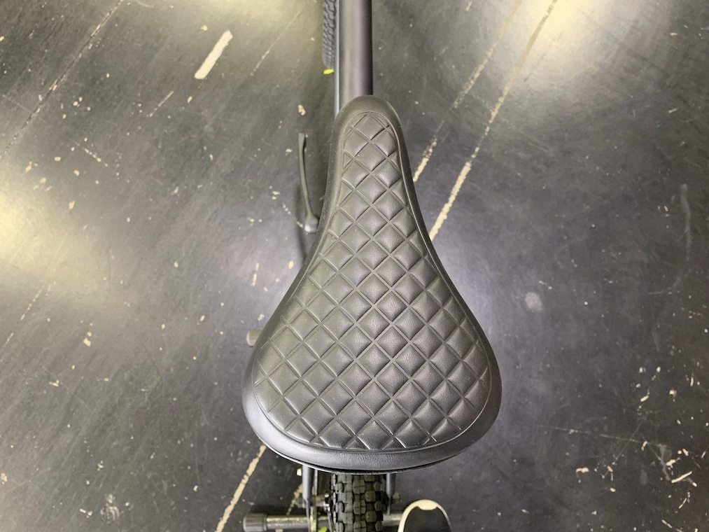 Retrospec Sully Klunker-Style Single-Speed Bike - Matte Black 2022 11 Retrospec Sully Klunker-Style Single-Speed Bike - Matte Black 2022 - Image 9