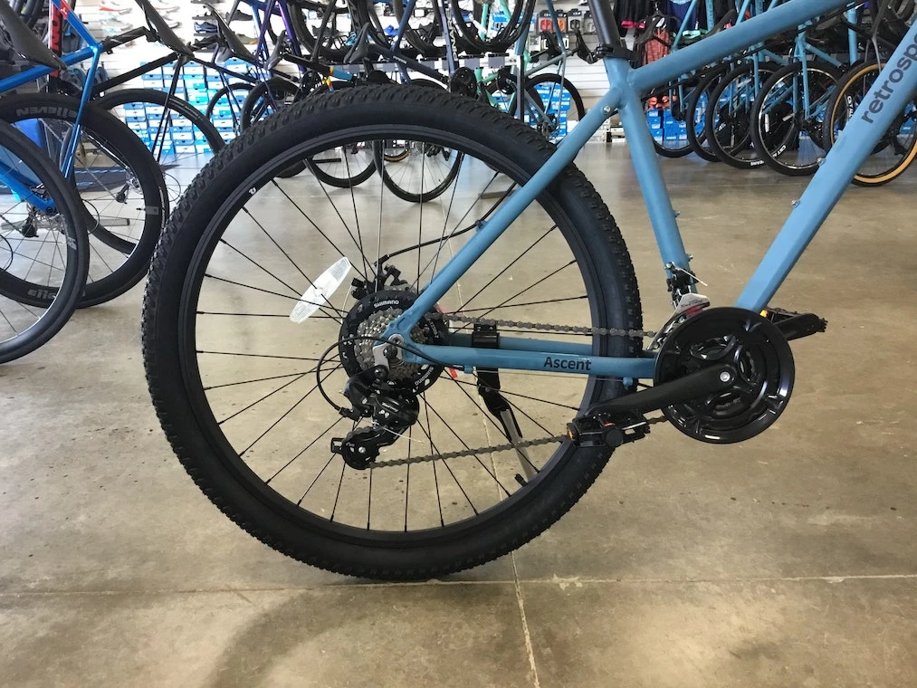 Retrospec Ascent 27.5 Mountain Bike 7 Retrospec Ascent 27.5 Mountain Bike - Image 5