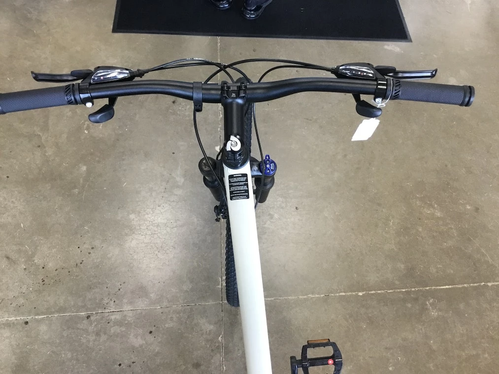 Retrospec Ascent 27.5 Mountain Bike 28 Retrospec Ascent 27.5 Mountain Bike - Image 26